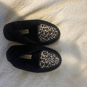 daniel green slippers size 6 leopard print